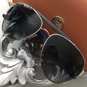 TORY BURCH SUNGLASSES AVIATOR Silver / Navy Blue